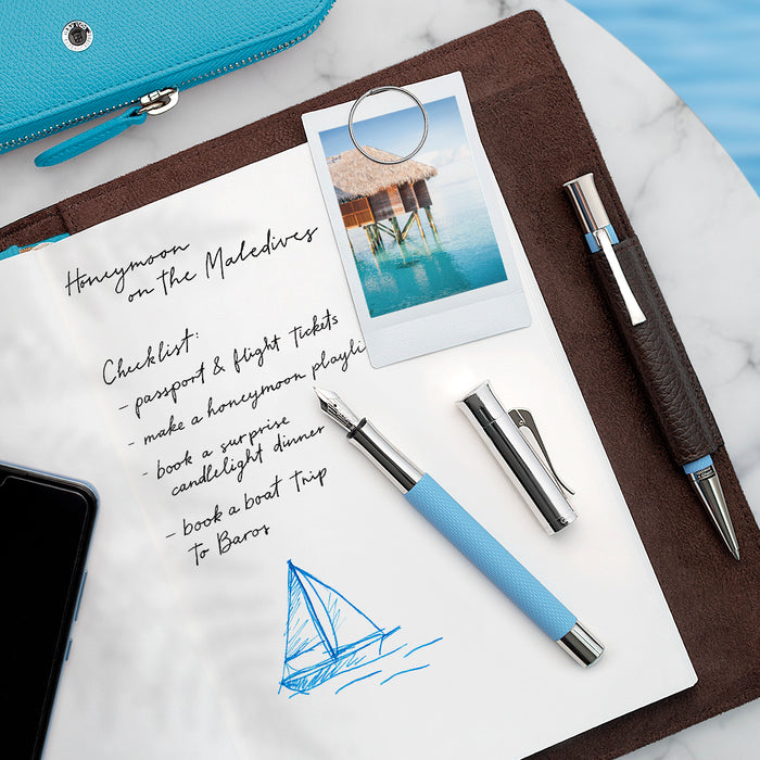 Graf von Faber-Castell Guilloche Gulf Blue Fountain pen